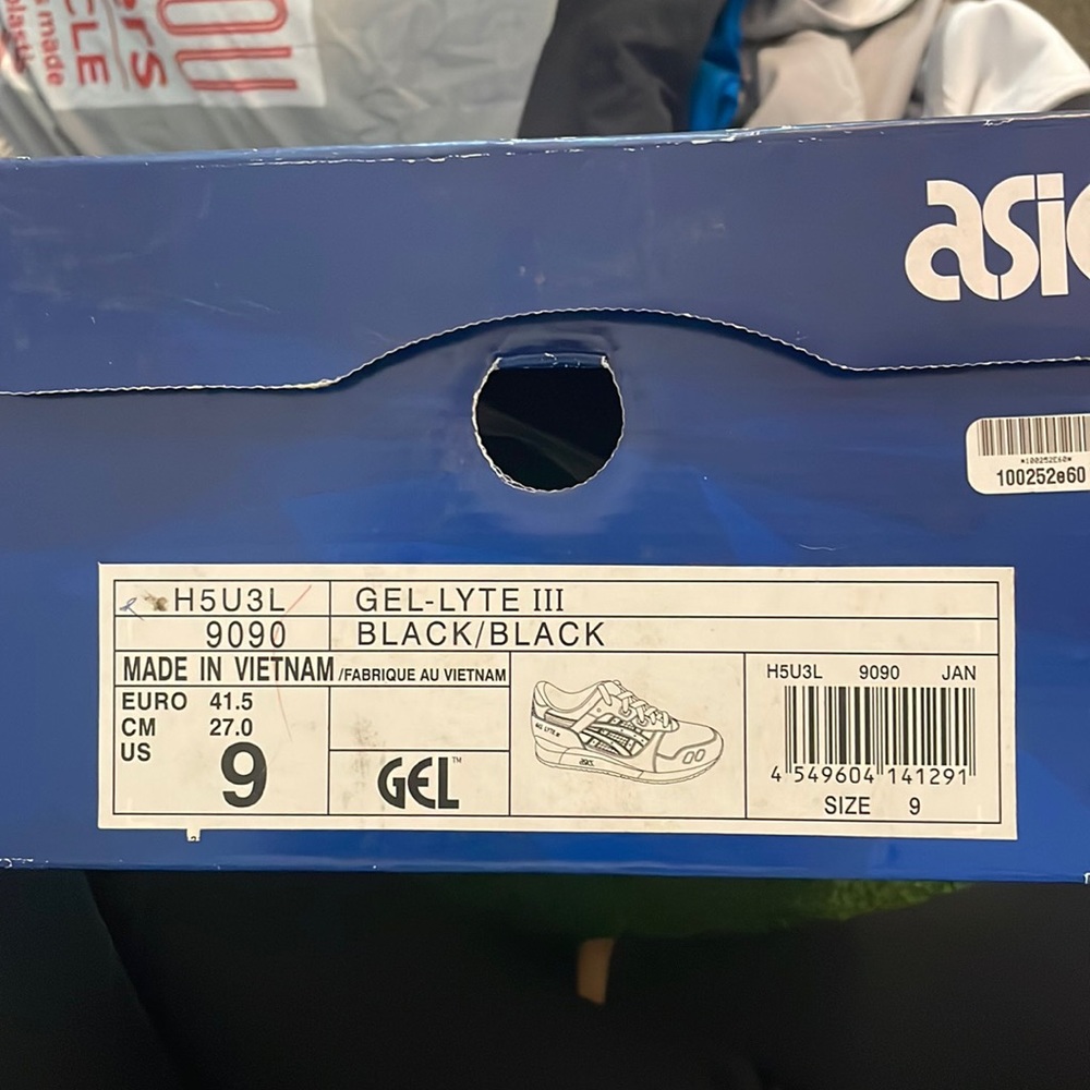 ASIC shoes